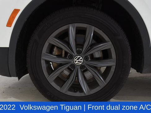 Used 2022 Volkswagen Tiguan SE AWD/4WD image 6