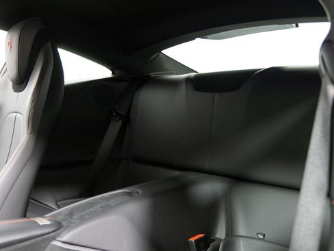 Used 2021 Ferrari Roma RWD image 37
