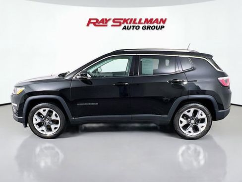 Used 2018 Jeep Compass Limited w/ Navigation Group FWD image 4