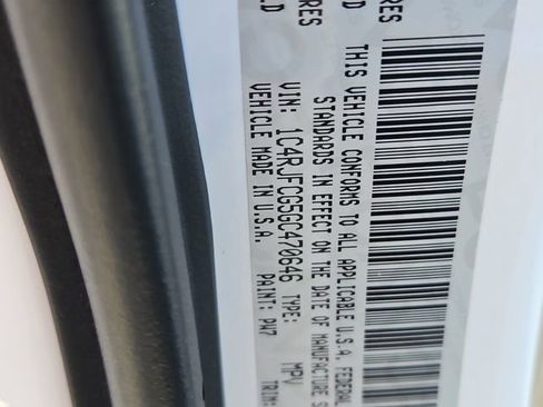 Used 2016 Jeep Grand Cherokee Overland image 14