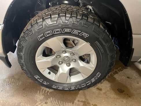 Used 2020 RAM 1500 Big Horn image 14