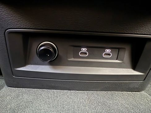 Used 2025 Audi Q7 3.0T Premium Plus image 24