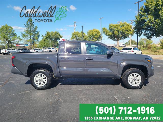 Certified 2025 Toyota Tacoma SR5 AWD/4WD image 4