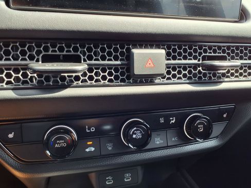 Certified 2027 Honda HR-V Sport image 7