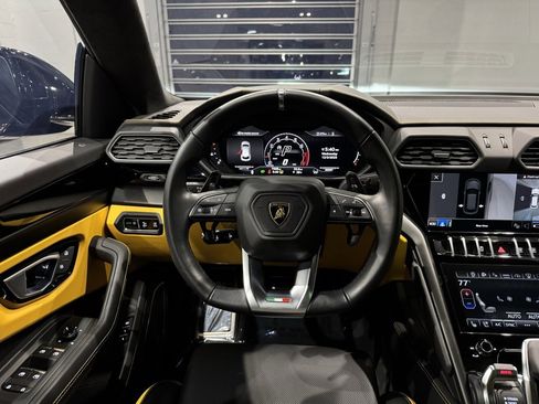 Used 2024 Lamborghini Urus S image 51