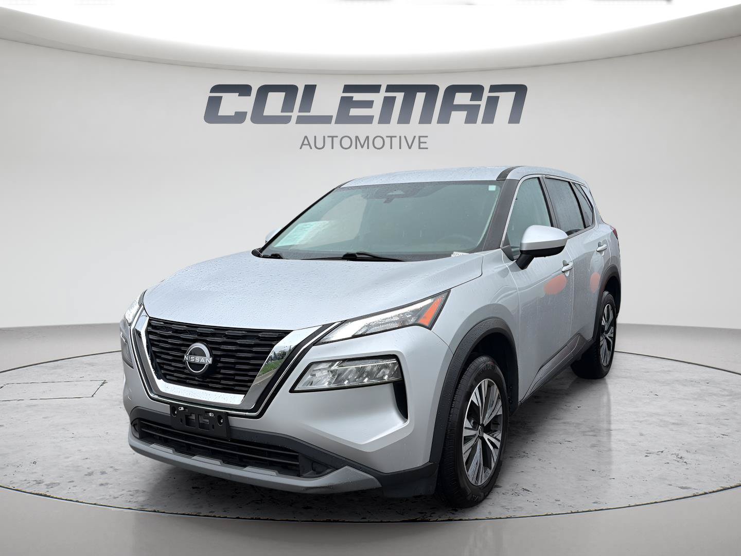 Used 2023 Nissan Rogue SV AWD/4WD image 1