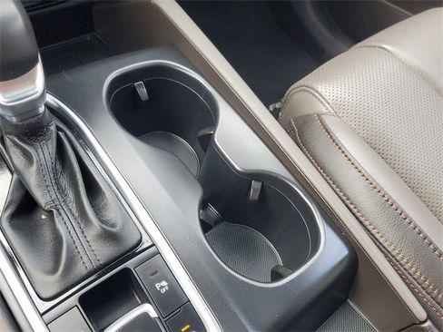 Used 2020 Hyundai Santa Fe Limited image 27