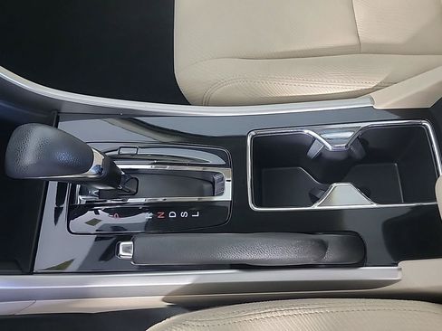 Certified 2017 Honda Accord EX image 33