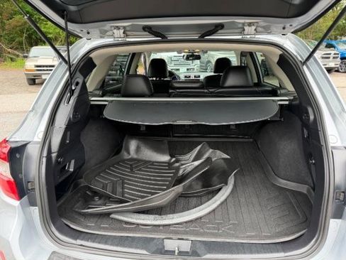 Used 2016 Subaru Outback 2.5i Limited AWD/4WD image 37