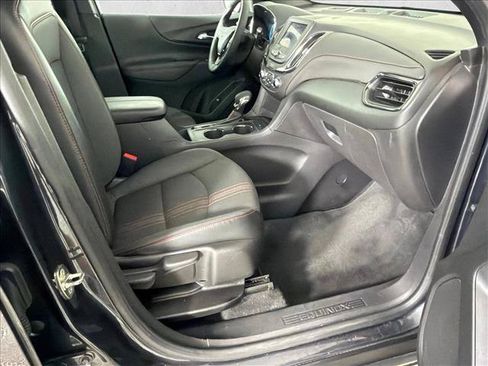 Used 2023 Chevrolet Equinox RS FWD image 14
