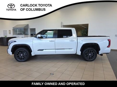 Used 2024 Toyota Tundra Platinum AWD/4WD image 3