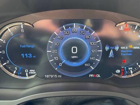 Used 2018 Cadillac Escalade ESV Premium Luxury AWD/4WD image 14