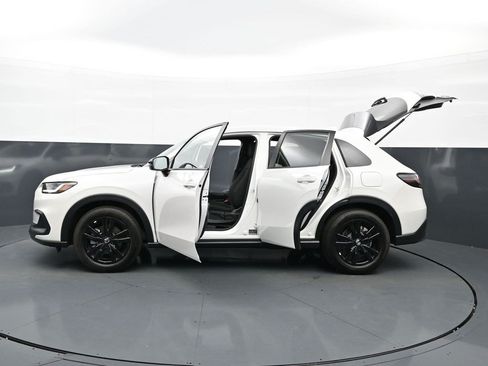 Used 2026 Honda HR-V Sport image 39