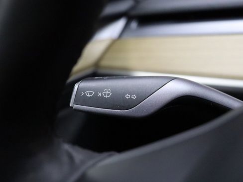 Used 2023 Tesla Model 3 Standard Range RWD image 45