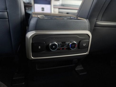 Used 2024 Ford Expedition Max Limited AWD/4WD image 45