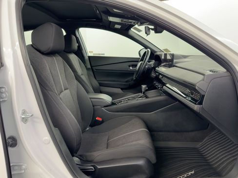 Used 2023 Honda Accord Sport image 35