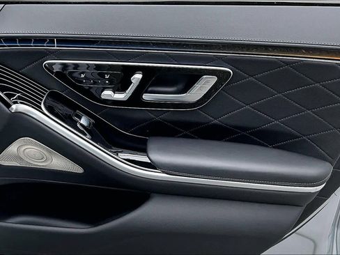 Used 2023 Mercedes-Benz S 580 4MATIC Sedan image 42