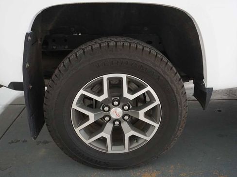 Used 2021 GMC Canyon AT4 w/ Trailering Package image 11