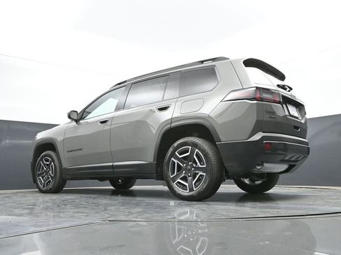 New 2026 Jeep Cherokee Limited AWD/4WD image 39