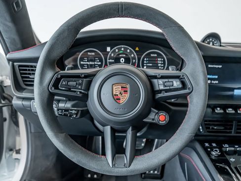 Certified 2026 Porsche 911 Carrera GTS RWD image 18