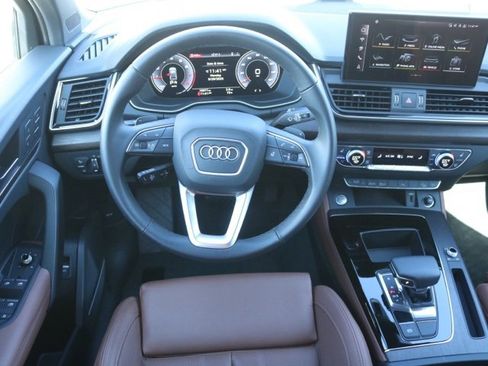 Used 2025 Audi Q5 2.0T Premium Plus image 19