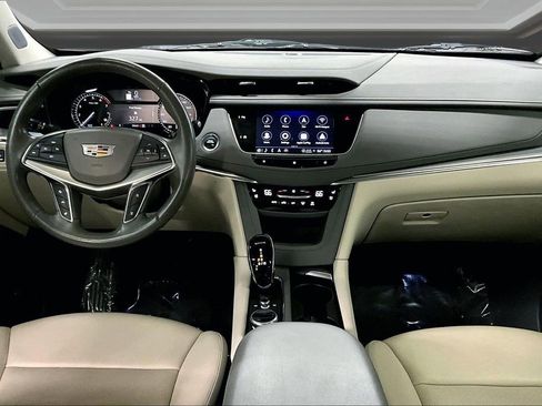Used 2021 Cadillac XT5 Premium Luxury w/ LPO, Floor Liner Package AWD/4WD image 7