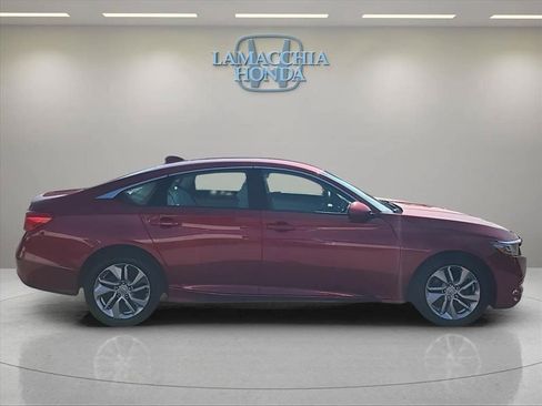 Used 2019 Honda Accord LX image 6