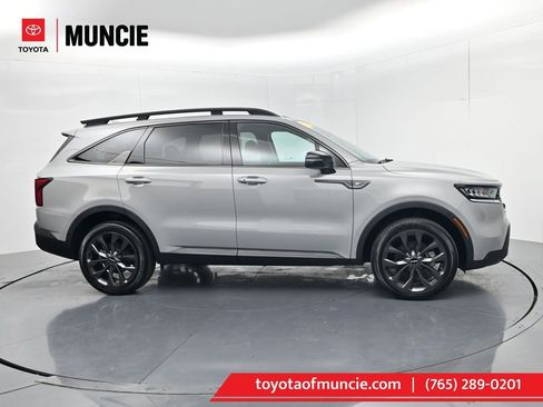Used 2023 Kia Sorento X-Line EX AWD/4WD image 1