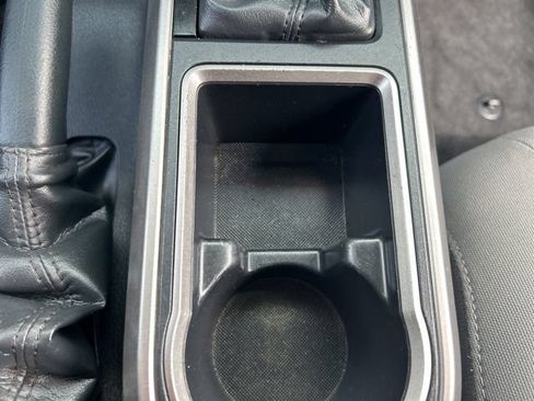 Used 2022 Toyota Tacoma SR5 RWD image 33