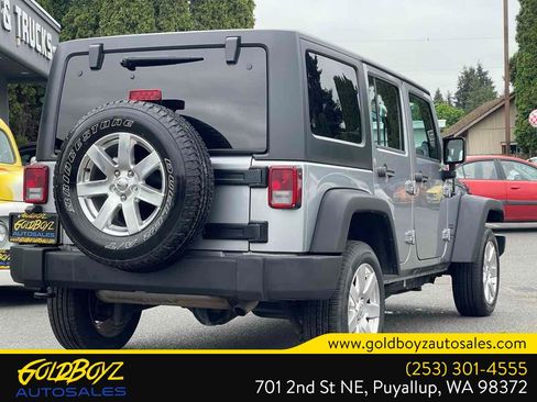 Used 2014 Jeep Wrangler Unlimited Sport AWD/4WD image 4