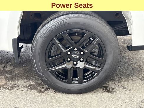 Used 2023 Chevrolet Silverado 1500 RST w/ Convenience Package II AWD/4WD image 9
