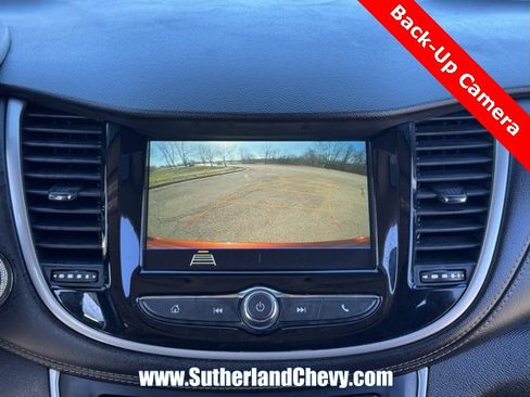 Used 2019 Chevrolet Trax LT w/ LT Convenience Package image 27