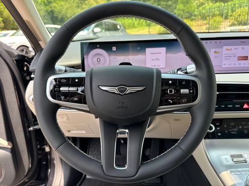 New 2026 Genesis GV70 2.5T Advanced AWD/4WD image 24