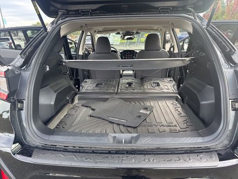 Certified 2025 Subaru Crosstrek 2.0i Premium image 17