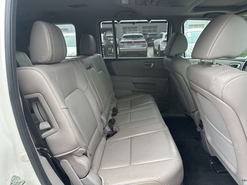 Used 2015 Honda Pilot Touring image 19