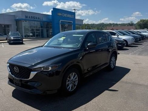 Used 2025 MAZDA CX-5 AWD 2.5 S w/ Preferred Package image 3