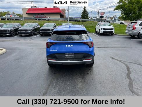 Certified 2026 Kia Sportage EX FWD image 13