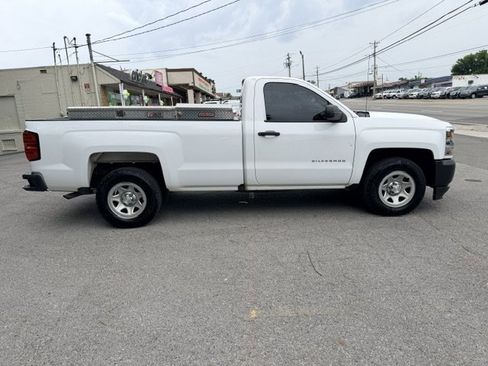 Used 2018 Chevrolet Silverado 1500 W/T w/ Trailering Package RWD image 4