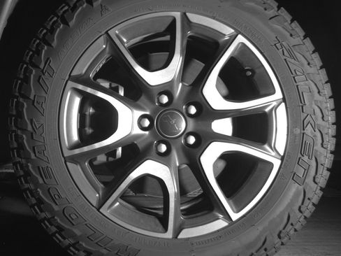 Used 2025 Jeep Compass Trailhawk image 12