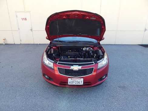 Used 2012 Chevrolet Cruze LTZ FWD image 32