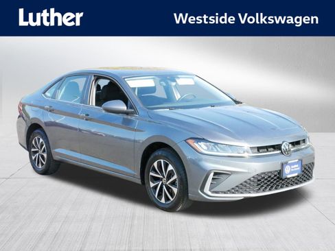 Certified 2025 Volkswagen Jetta S image 1