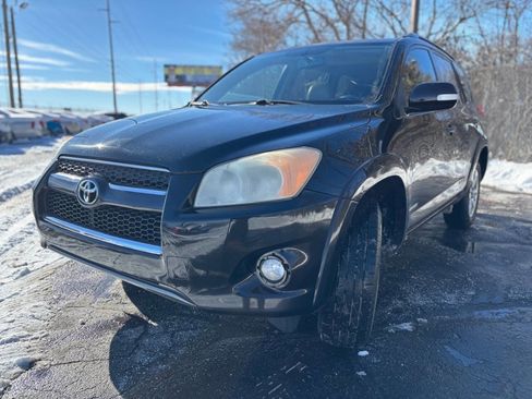 Used 2009 Toyota RAV4 Limited image 9