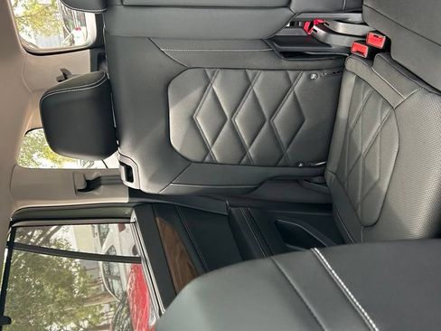 New 2026 Volkswagen Atlas SE FWD image 12