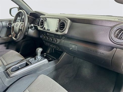 Used 2023 Toyota Tacoma TRD Off-Road image 27