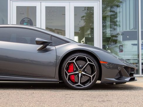 Used 2020 Lamborghini Huracan EVO AWD/4WD image 5