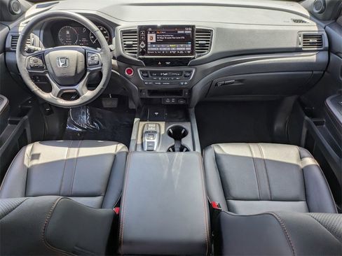 Used 2025 Honda Ridgeline TrailSport image 21