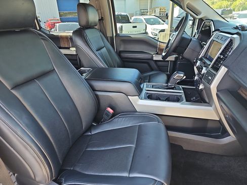 Used 2020 Ford F150 Lariat w/ Equipment Group 502A Luxury AWD/4WD image 10