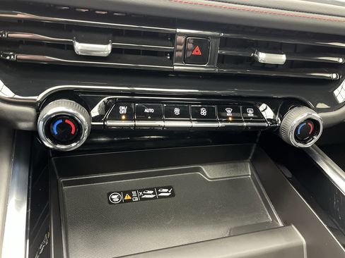 Certified 2025 Chevrolet Tahoe RST w/ RST Capability Package image 25