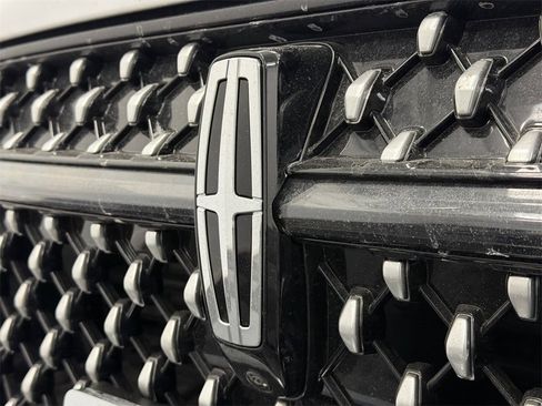 New 2026 Lincoln Nautilus Premier image 14