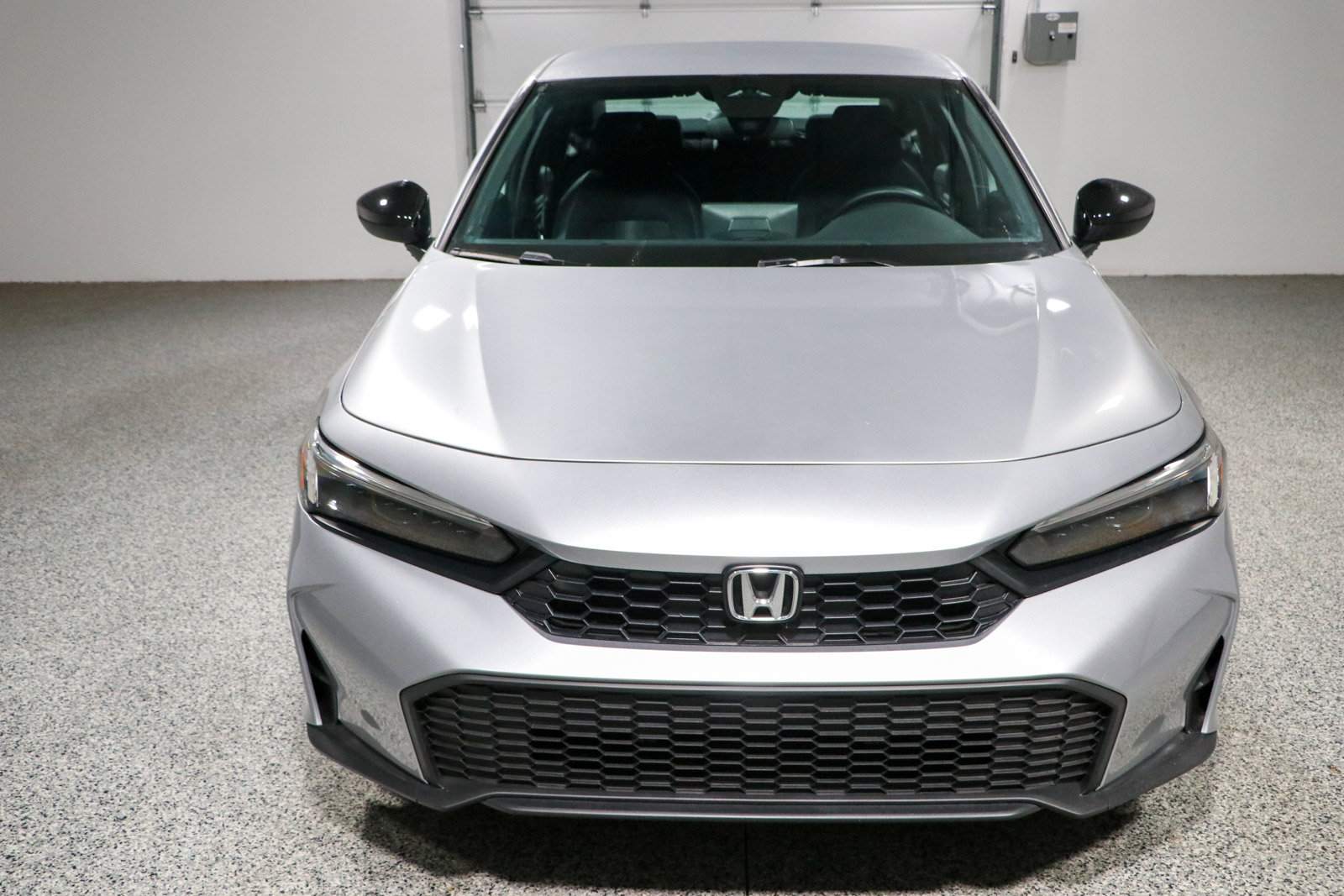 Used 2025 Honda Civic Sport image 4